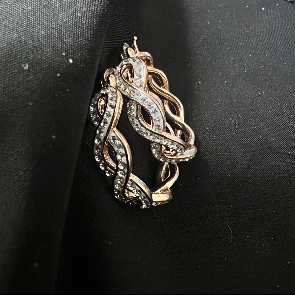 Item 31 - Rose Goldtone Earrings